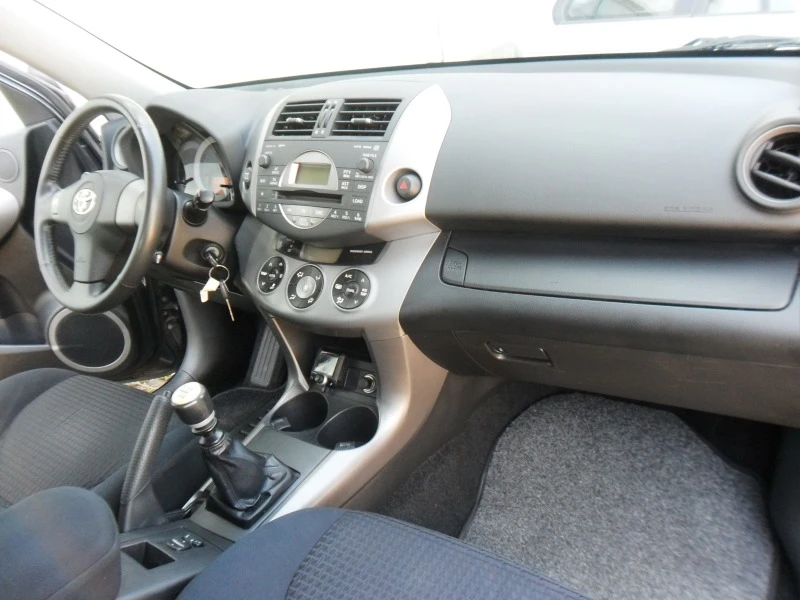 Toyota Rav4 2, 2-Dcat-177кс.-4Х4-KLIMATRONIK, снимка 13 - Автомобили и джипове - 46204642