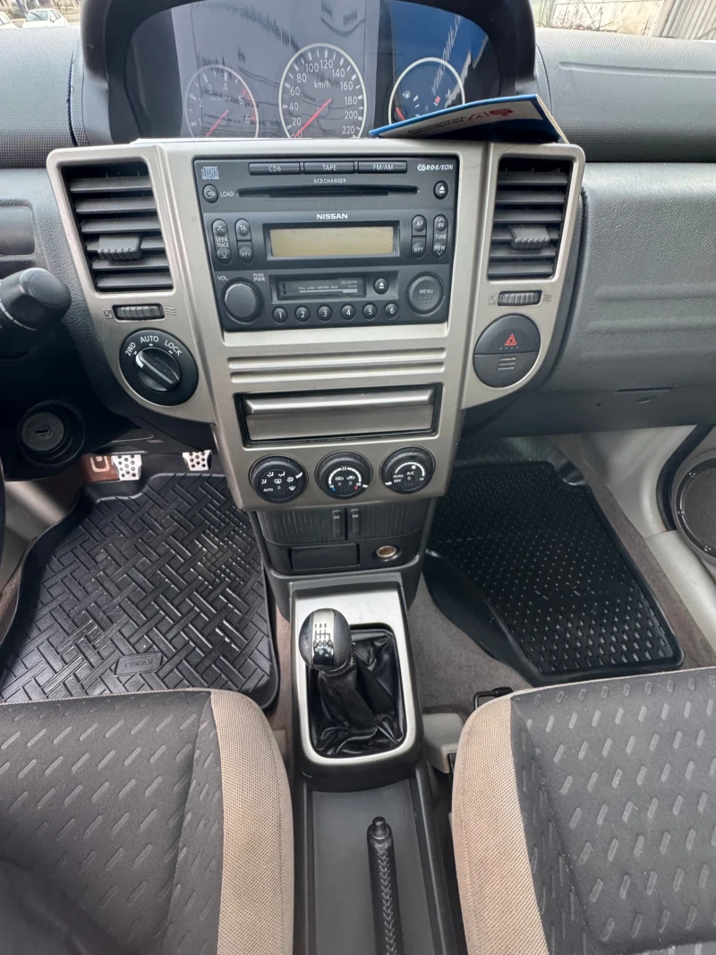 Nissan X-trail 2.2 136 к.с, снимка 11 - Автомобили и джипове - 49000788