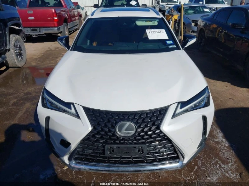 Lexus UX 200 * КРАЙНА ЦЕНА* CARFAX, снимка 12 - Автомобили и джипове - 53382091