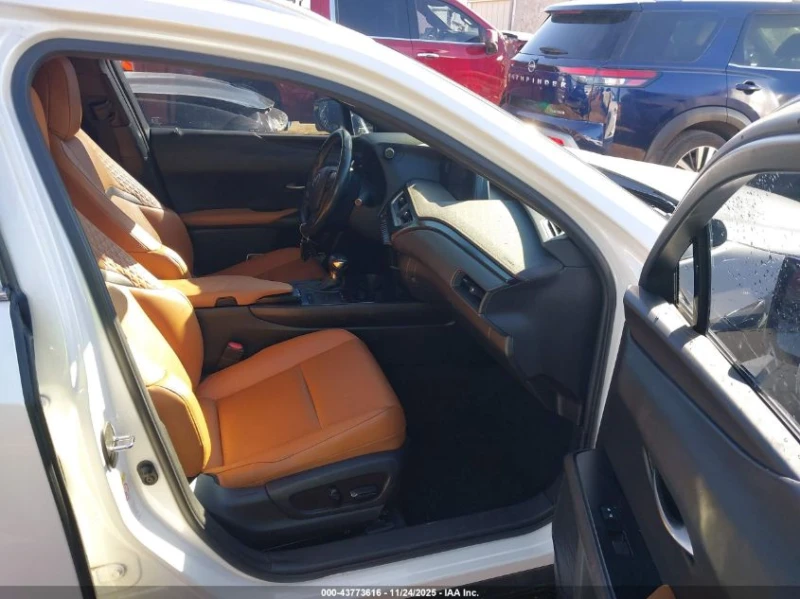 Lexus UX 200 * КРАЙНА ЦЕНА* CARFAX, снимка 5 - Автомобили и джипове - 53382091