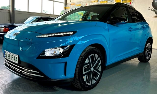 Hyundai Kona FaceLift EV 64 kWh 204hp, снимка 2 - Автомобили и джипове - 47041619