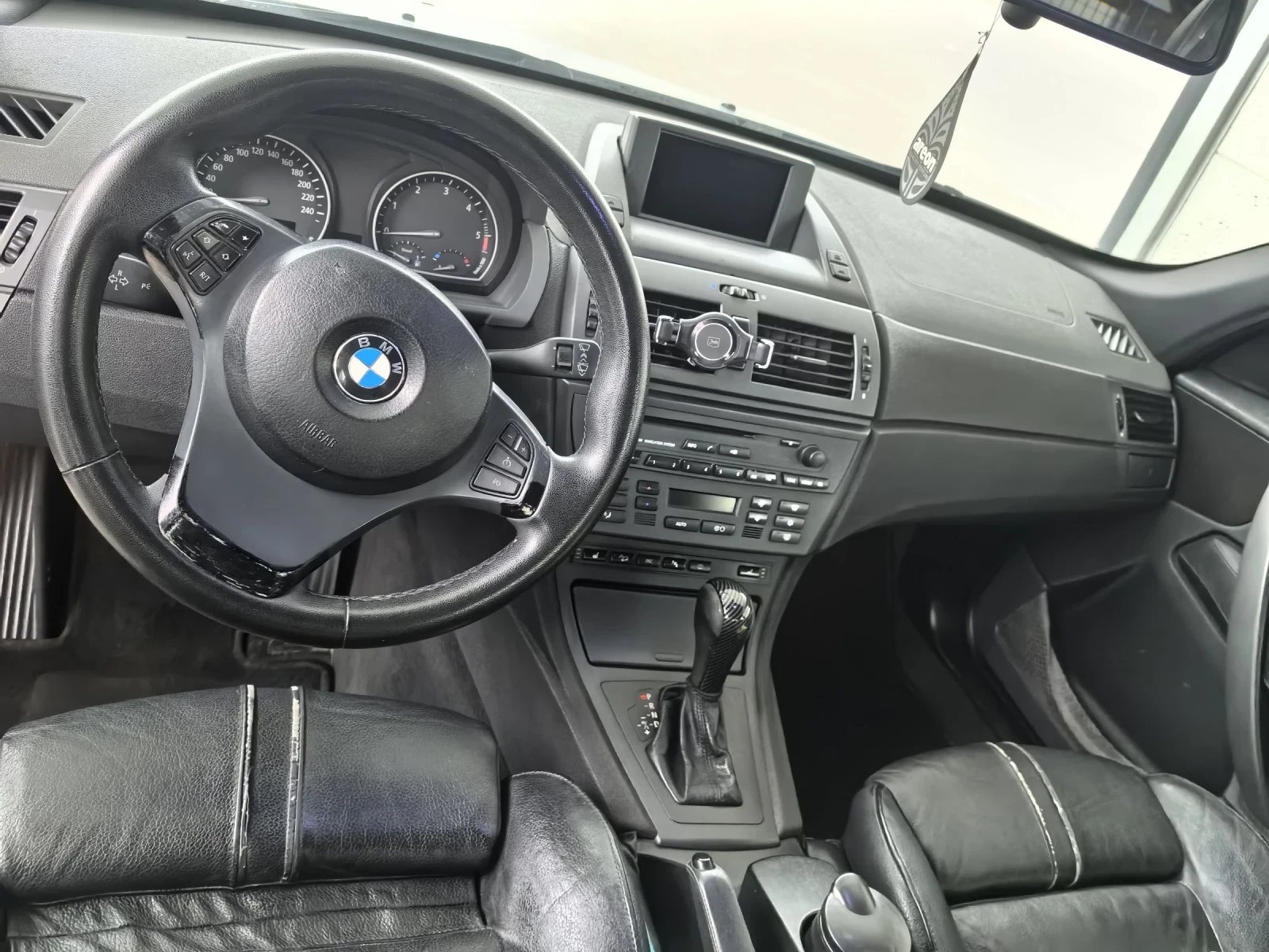 BMW X3 3.0d - изображение 8