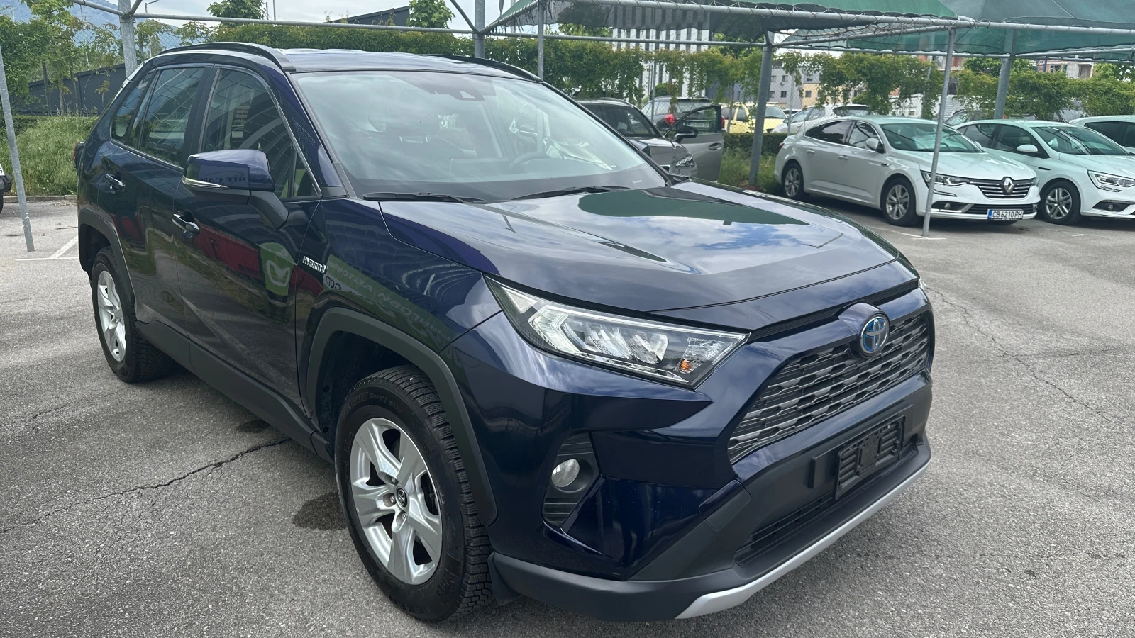 Toyota Rav4 2.5 Hybrid 4x4 - изображение 2