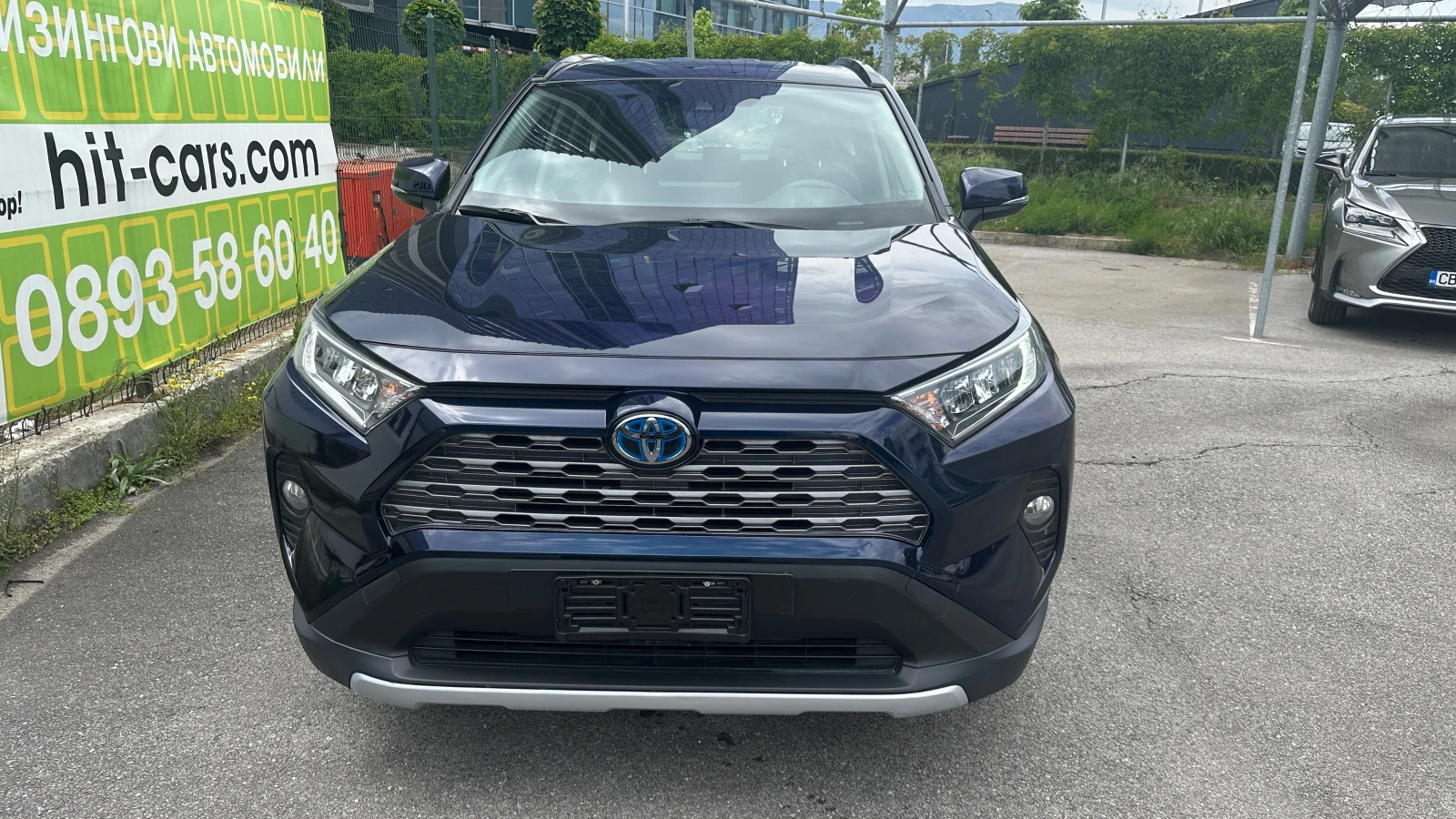 Toyota Rav4 2.5 Hybrid 4x4 - изображение 3