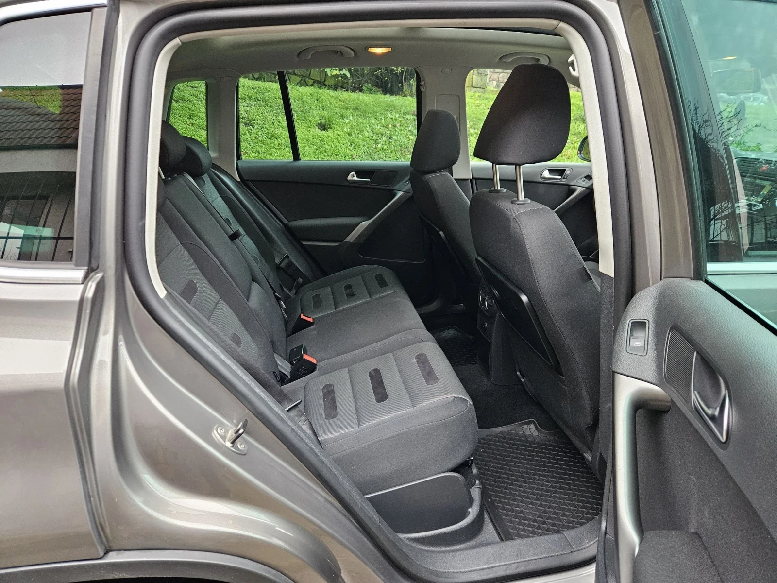 VW Tiguan 2.0 TDI 4-MOTION (140.) // | Mobile.bg   13