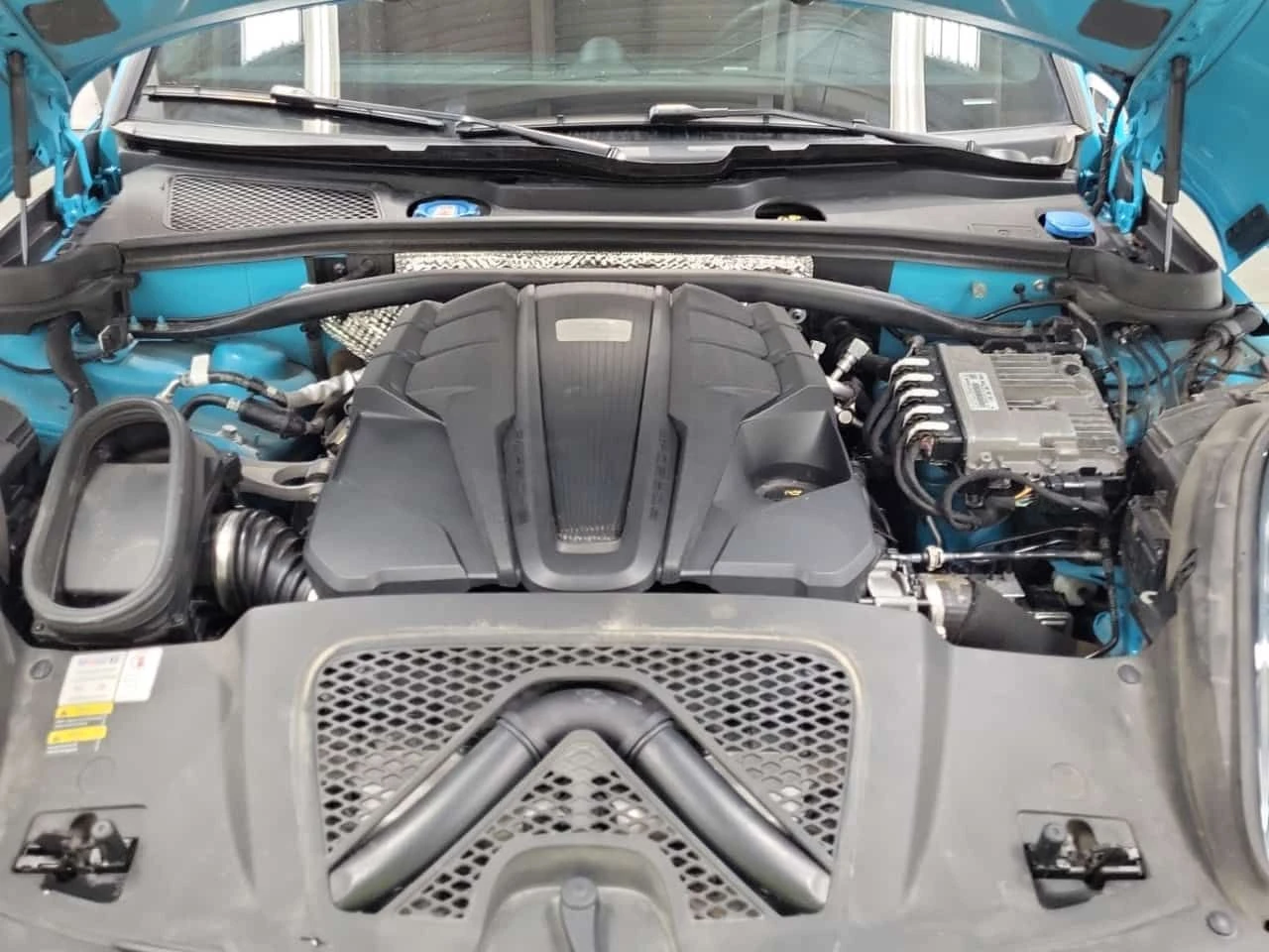 Porsche Macan  GTS / CARFAX/ 360 / PANO /MATRIX , снимка 16 - Автомобили и джипове - 53740023