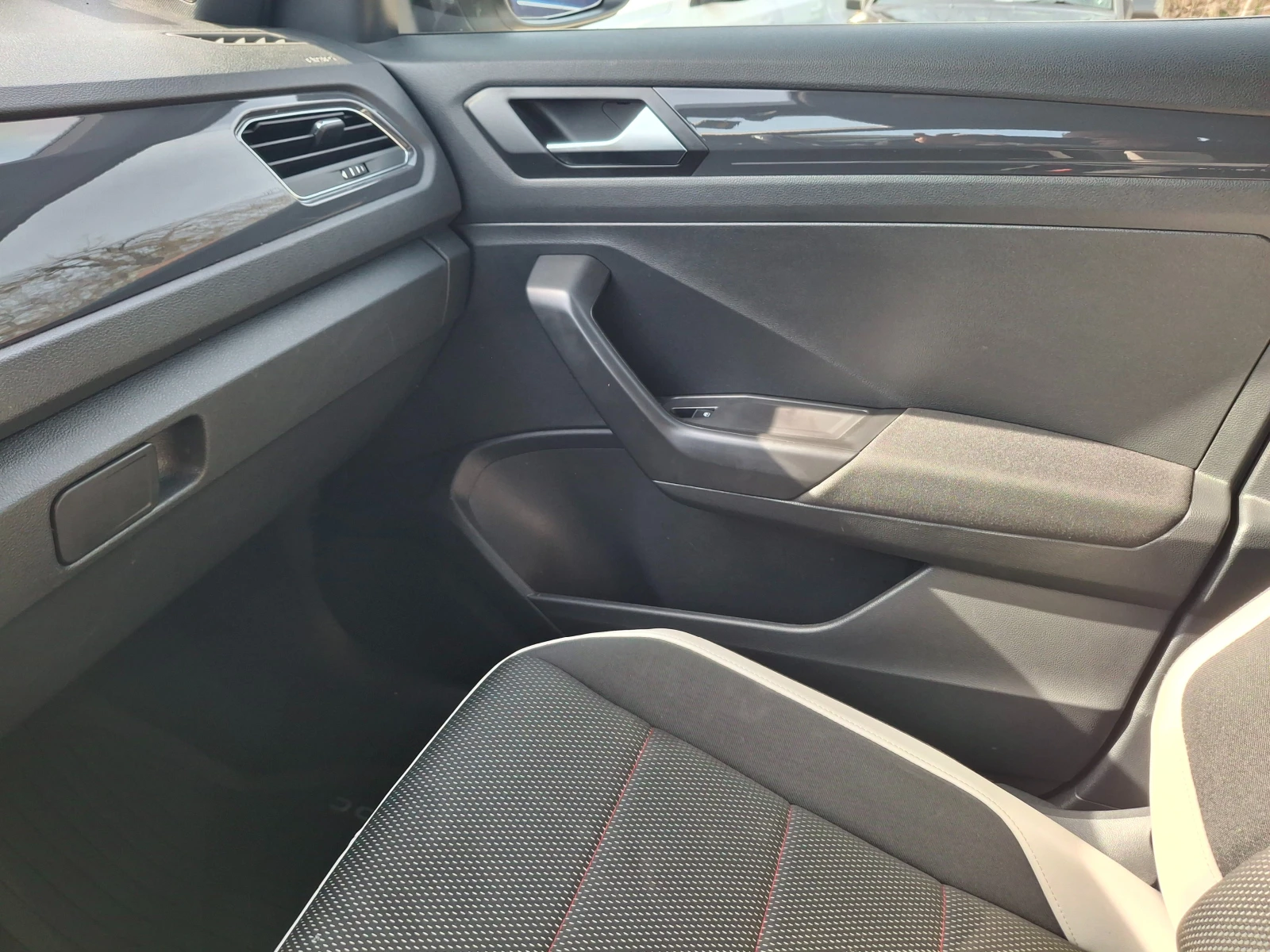 VW T-Roc | Mobile.bg � ����������� 16