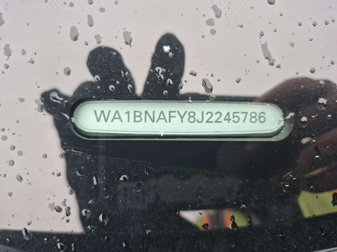 Audi Q5 * PREMIUM PLUS * CARFAX * 2 КЛЮЧА * ПАНО * ПОДГРЕВ, снимка 17 - Автомобили и джипове - 53954766