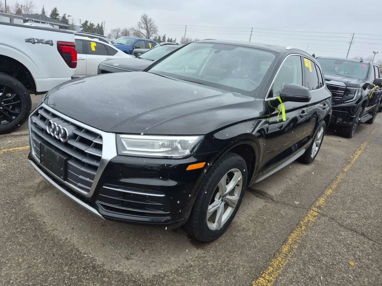 Audi Q5 * PREMIUM PLUS * CARFAX * 2 КЛЮЧА * ПАНО * ПОДГРЕВ