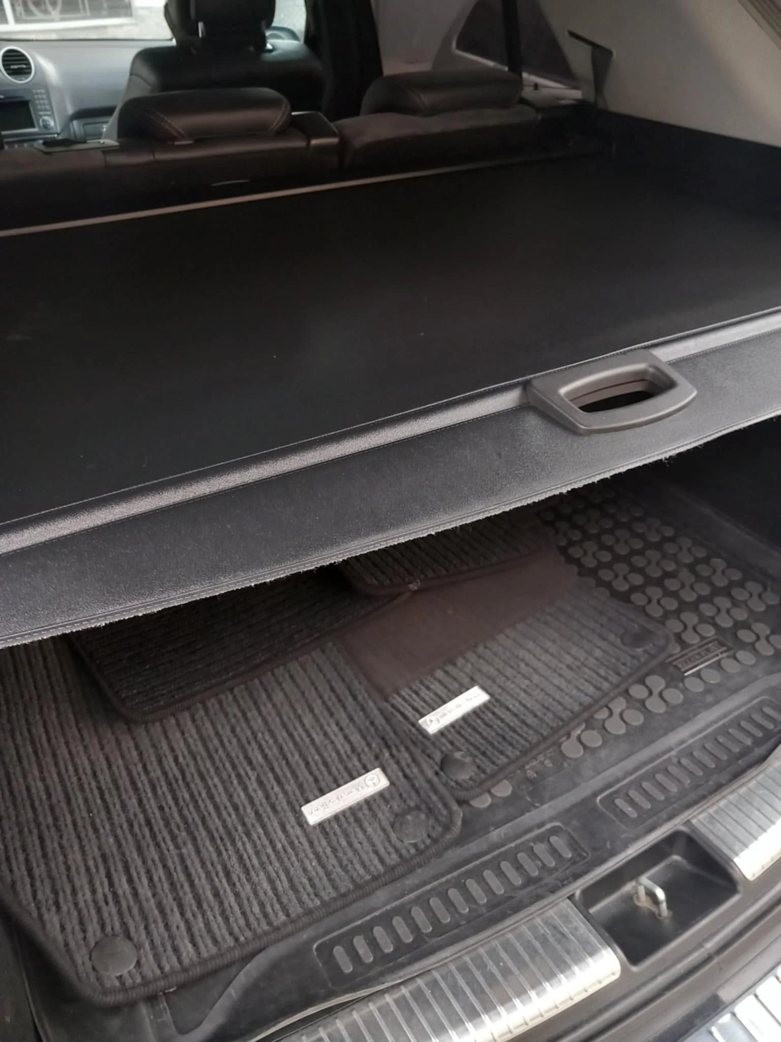 Mercedes-Benz ML 320, снимка 12 - Автомобили и джипове - 54596934