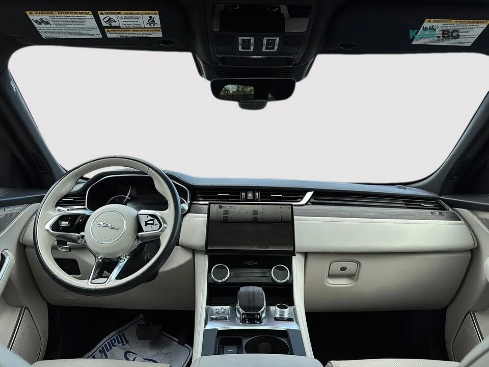 Jaguar F-PACE AWD* АвтоКредит* (ЦЕНА ДО БГ), снимка 14 - Автомобили и джипове - 55047631