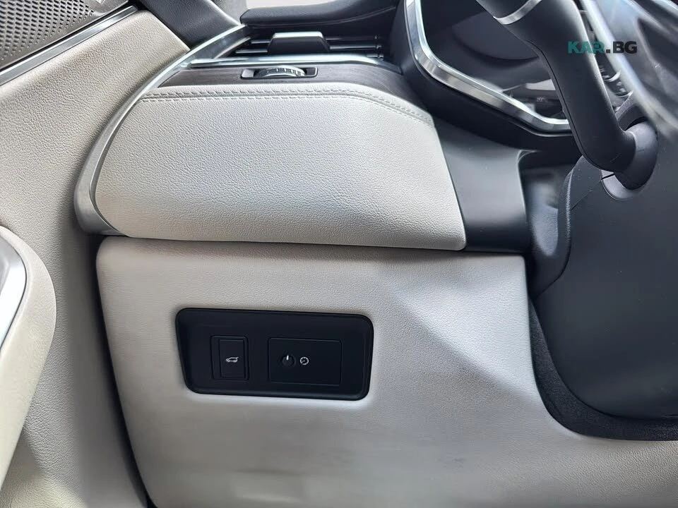 Jaguar F-PACE AWD* АвтоКредит* (ЦЕНА ДО БГ), снимка 16 - Автомобили и джипове - 55047631