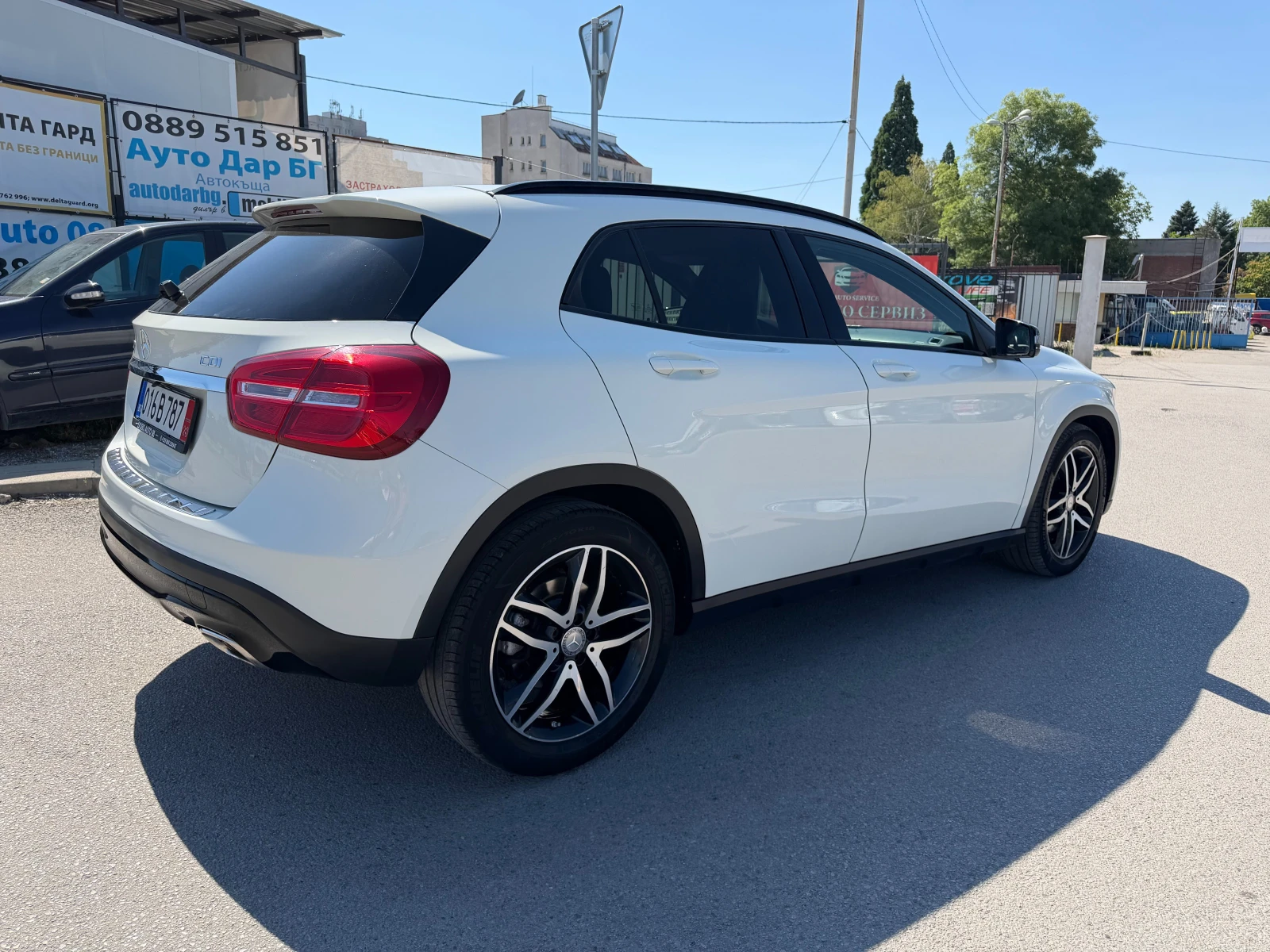Mercedes-Benz GLA 200 CDI 2.2 SPORT КОЖА КСЕНОН КАМЕРА АВТОПИЛОТ TОП, снимка 4 - Автомобили и джипове - 55479334