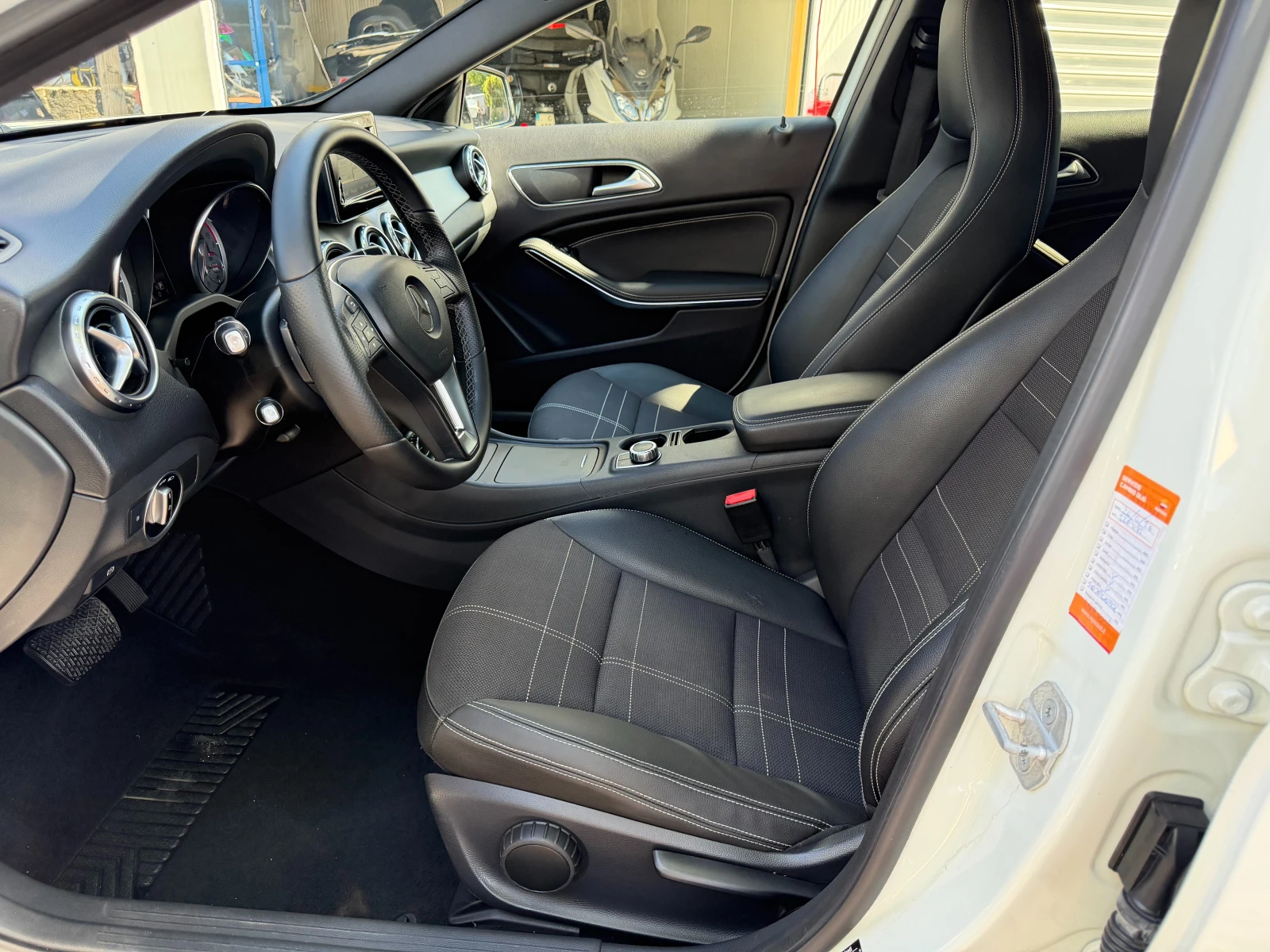 Mercedes-Benz GLA 200 CDI 2.2 SPORT КОЖА КСЕНОН КАМЕРА АВТОПИЛОТ TОП, снимка 7 - Автомобили и джипове - 55479334