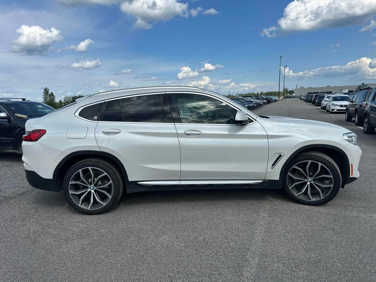BMW X4 Панорама* HUD* Подгрев* Очакван внос, снимка 3 - Автомобили и джипове - 55679964