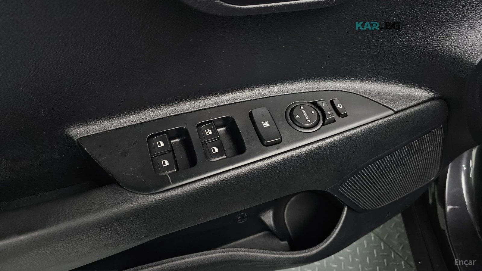 Kia Stonic 1.4* PRESTIGE* КОЖА* ПОДГРЕВ* КАМЕРА* NAVI* LED* , снимка 17 - Автомобили и джипове - 56009362