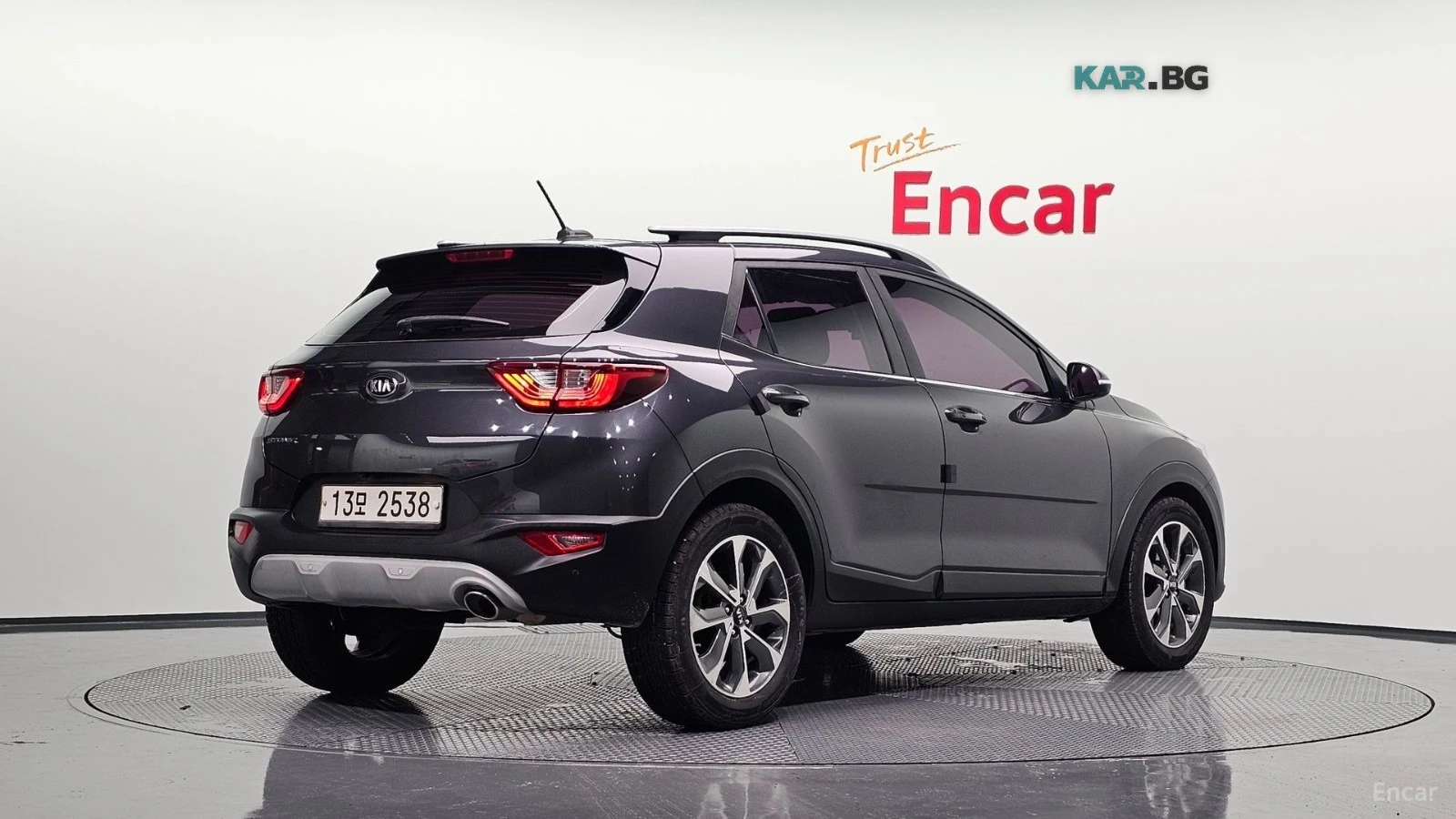 Kia Stonic 1.4* PRESTIGE* КОЖА* ПОДГРЕВ* КАМЕРА* NAVI* LED* , снимка 2 - Автомобили и джипове - 56009362