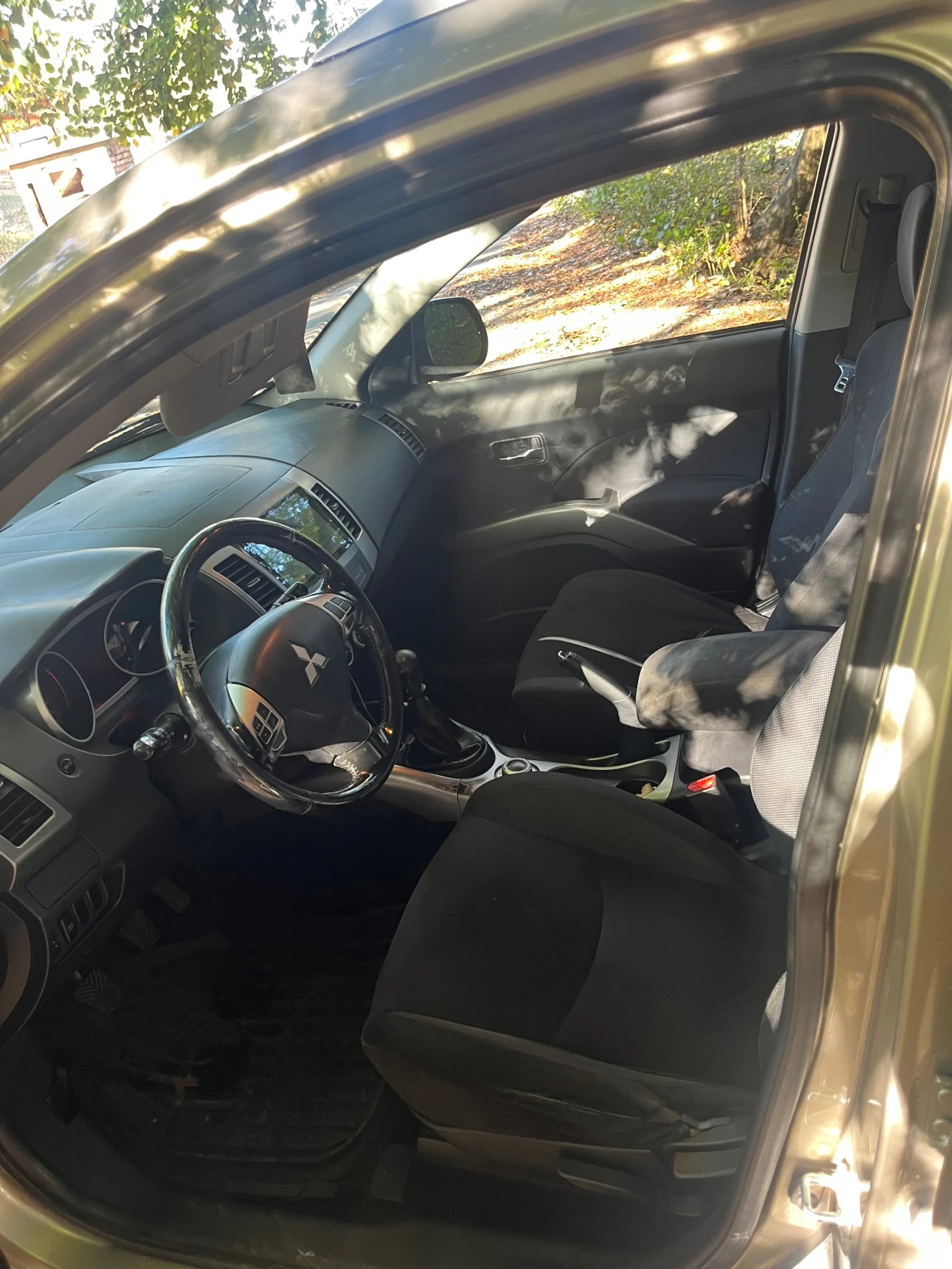 Mitsubishi Outlander, снимка 10 - Автомобили и джипове - 56637404