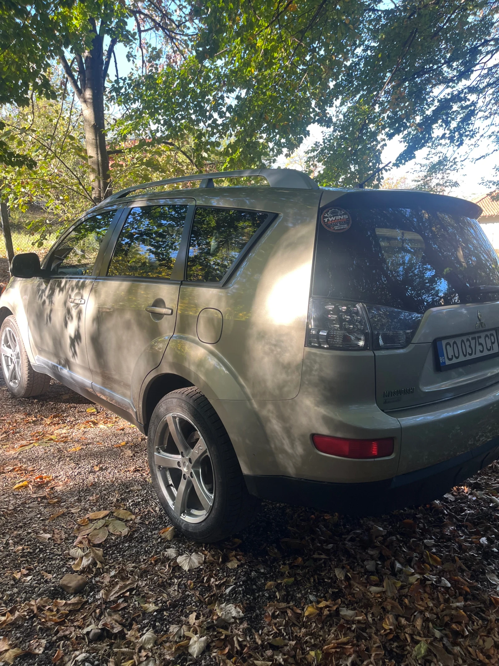 Mitsubishi Outlander, снимка 7 - Автомобили и джипове - 56637404