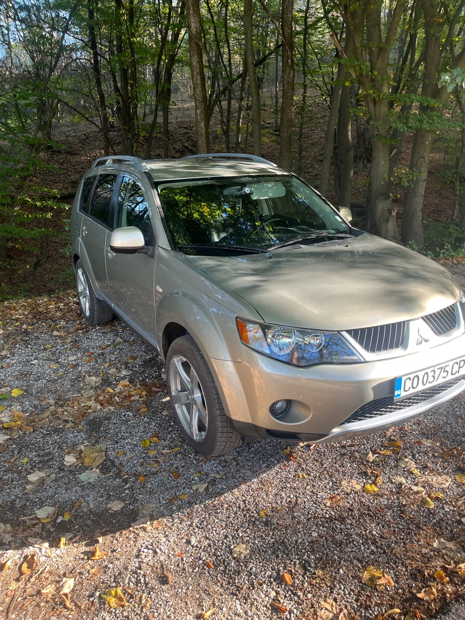 Mitsubishi Outlander, снимка 2 - Автомобили и джипове - 56637404