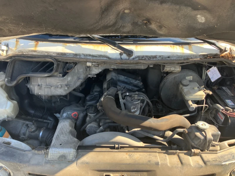 Mercedes-Benz Sprinter 211 Пътнически, снимка 10 - Бусове и автобуси - 52528563