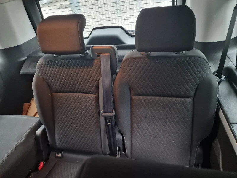 Opel Vivaro Aвтоматик 8места, снимка 7 - Бусове и автобуси - 53514236