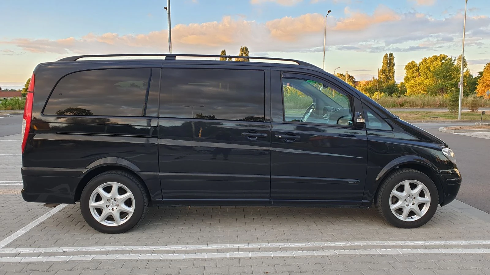 Mercedes-Benz Viano 2.2 CDI - изображение 4