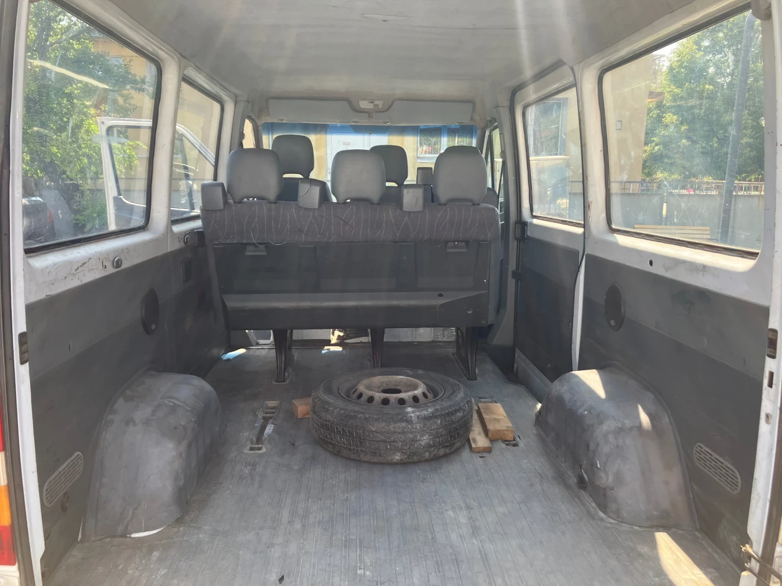 Mercedes-Benz Sprinter 211 Пътнически - изображение 8