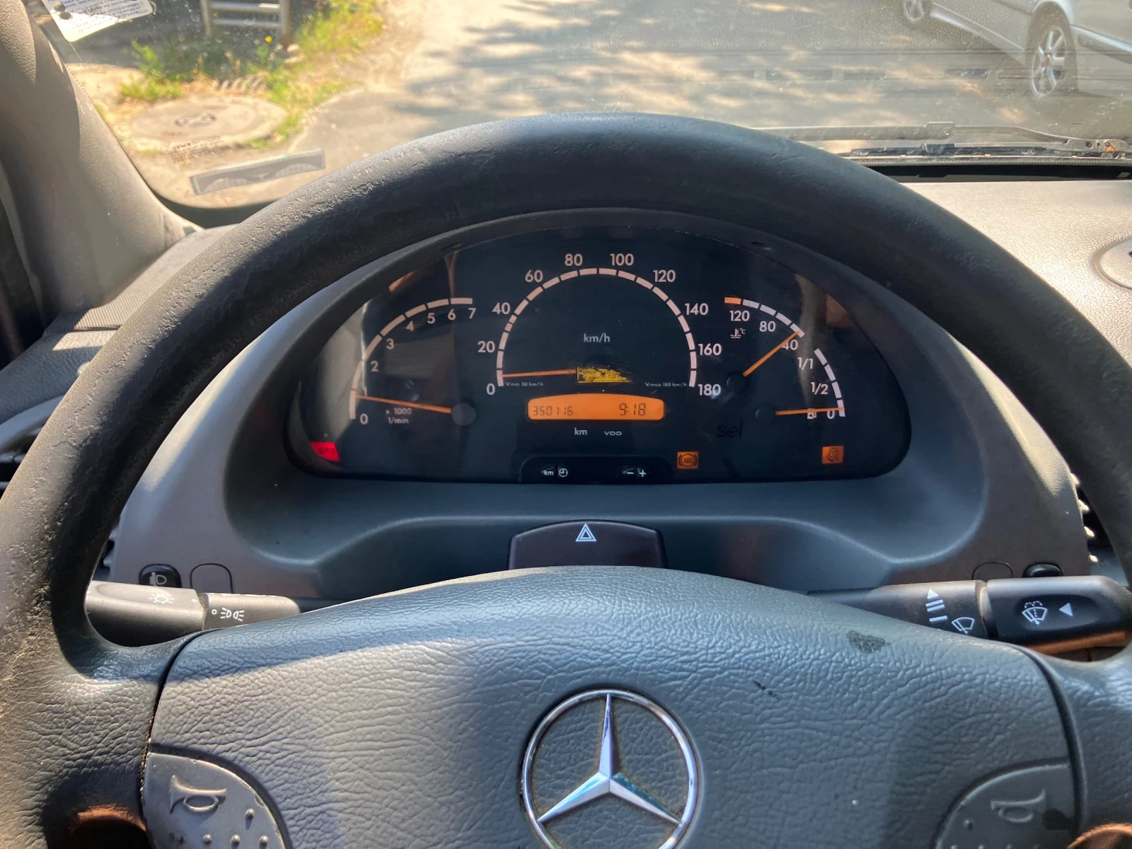 Mercedes-Benz Sprinter 211 Пътнически - изображение 2