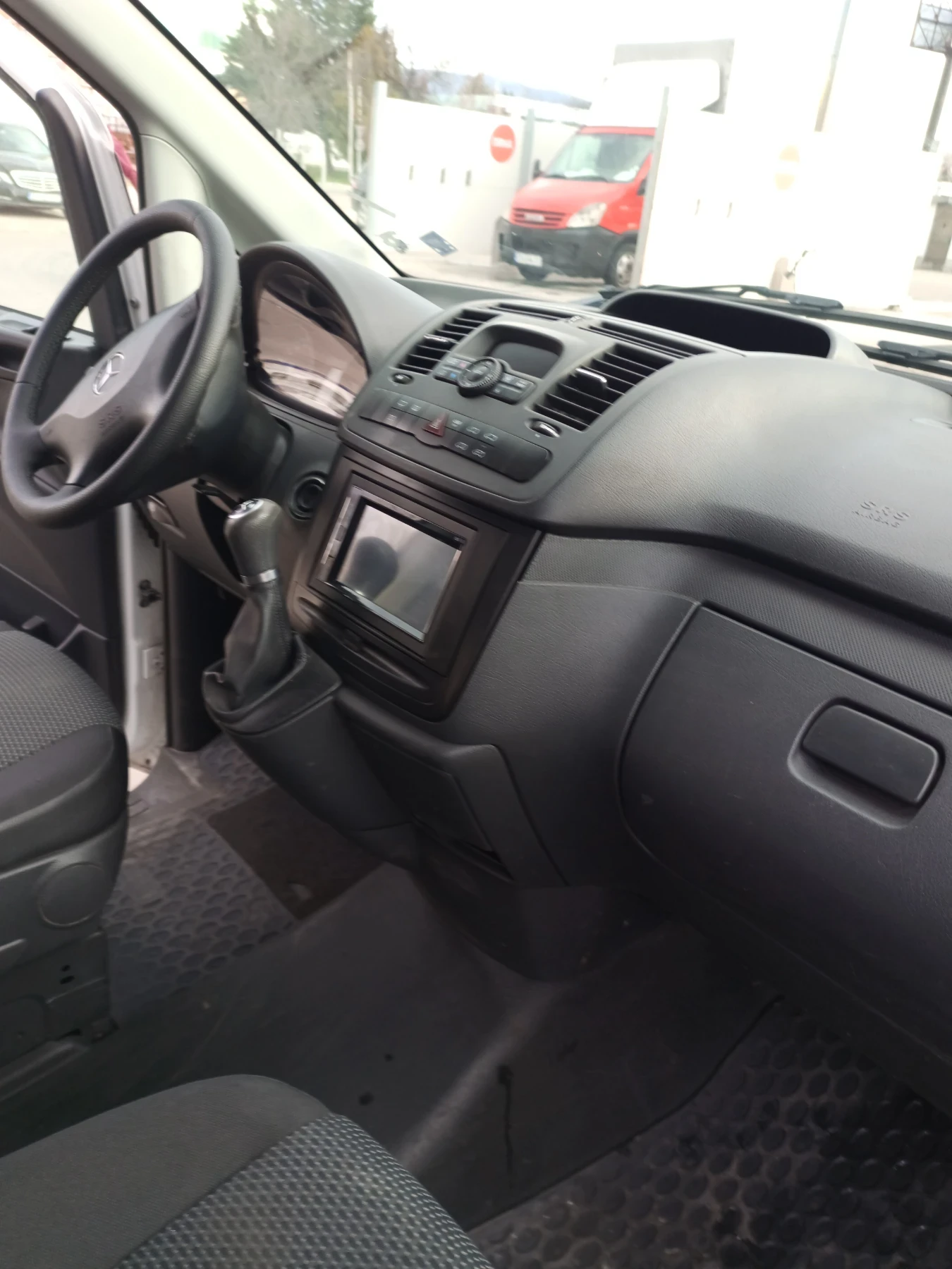 Mercedes-Benz Vito, снимка 10 - Бусове и автобуси - 52943986