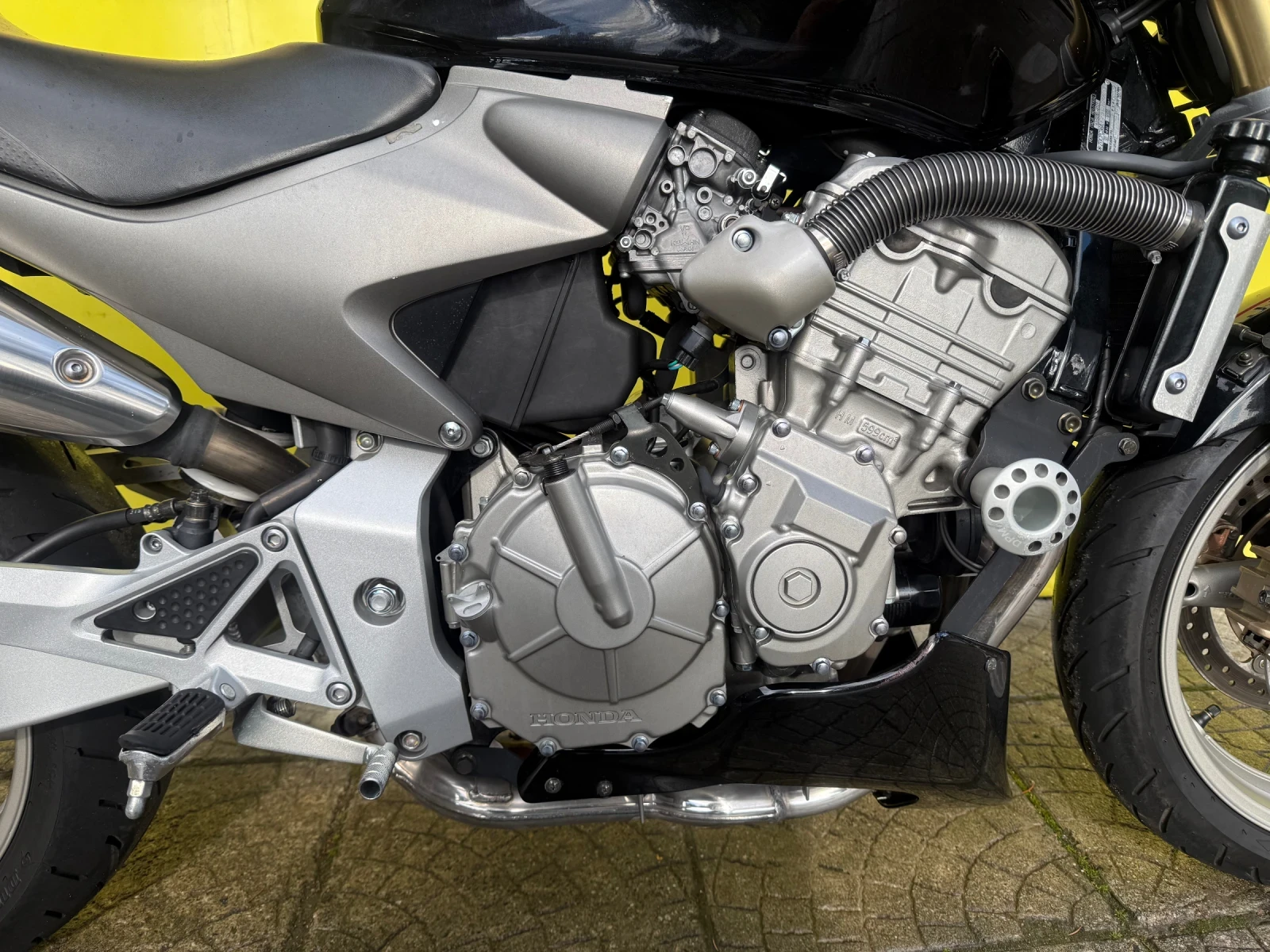 Honda Hornet 600, снимка 11 - Мотоциклети и мототехника - 54091224