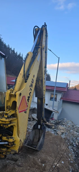      Komatsu Wb93r2