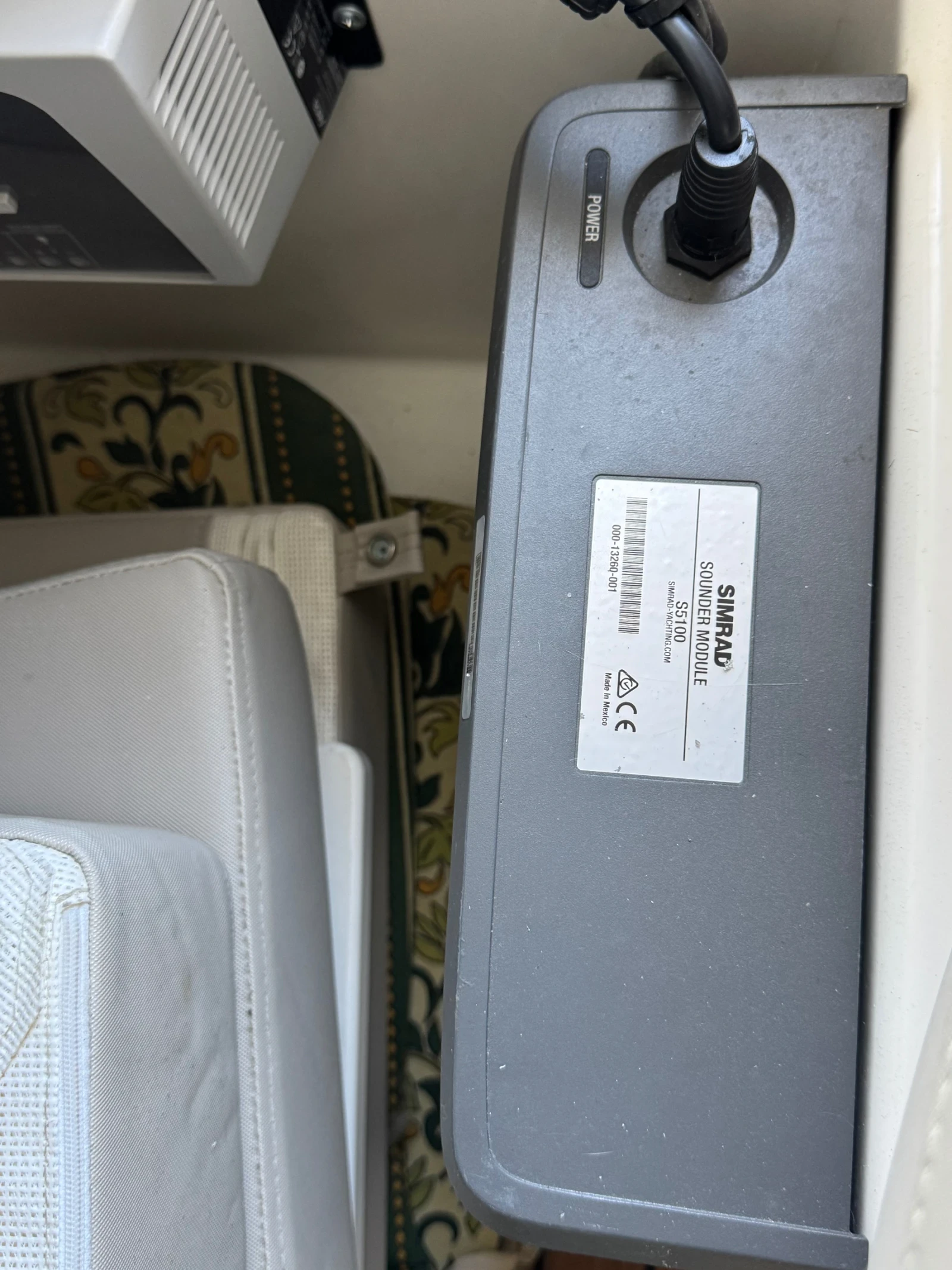   Quicksilver Pilothouse 605   | Mobile.bg   11