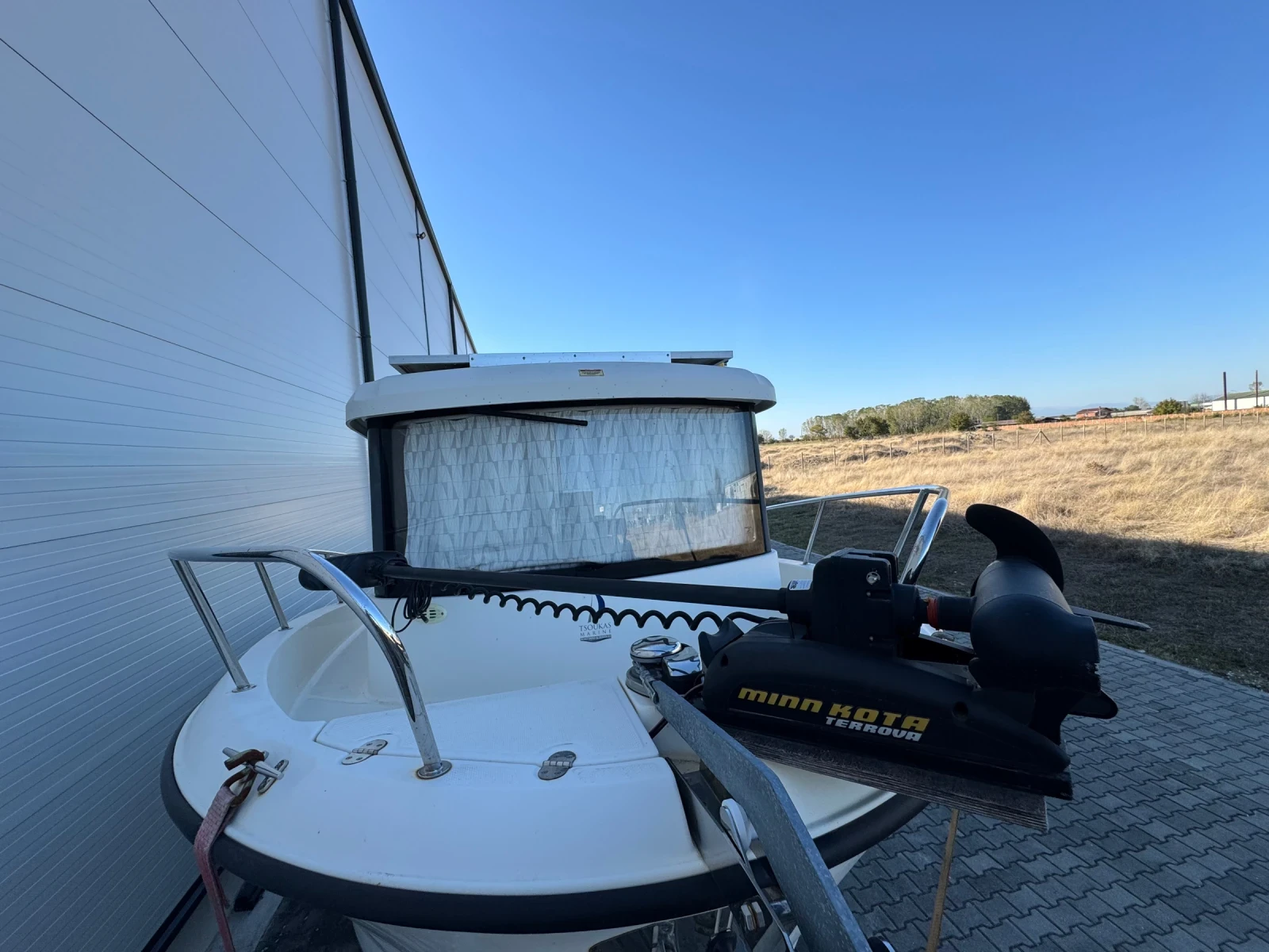   Quicksilver Pilothouse 605   | Mobile.bg   13