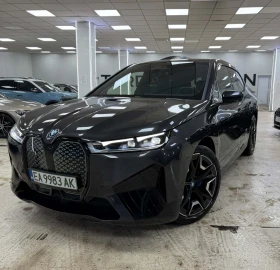 BMW iX xDrive40| ПАНО| LaserMatrix| 4WS| HUD| H/K, снимка 1