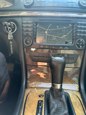 Mercedes-Benz E 320, снимка 7