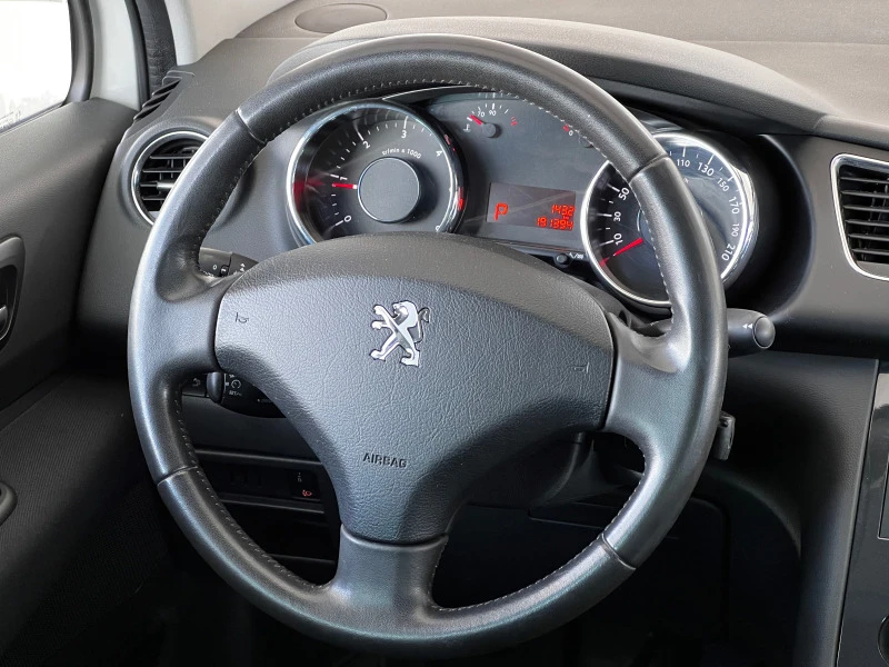 Peugeot 3008 ГАРАНЦИЯ 1.6BlueHDi Active EAT6, снимка 8 - Автомобили и джипове - 43954814