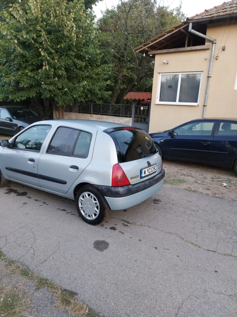 Renault Clio, снимка 11 - Автомобили и джипове - 47174036