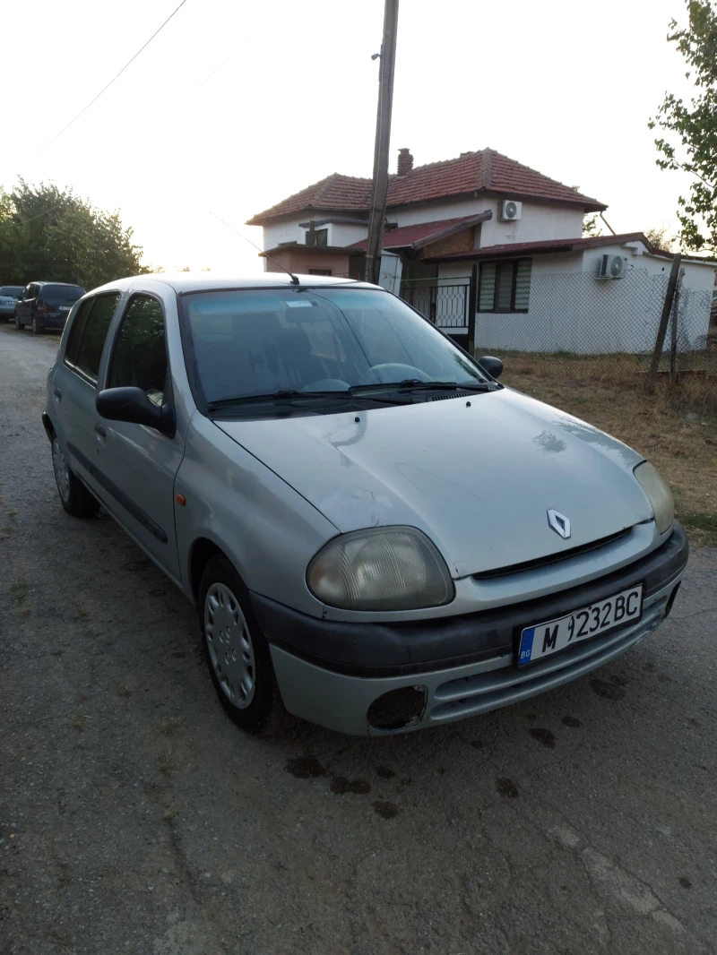 Renault Clio, снимка 3 - Автомобили и джипове - 47174036