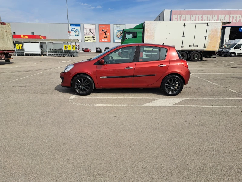 Renault Clio 1.2, снимка 2 - Автомобили и джипове - 47239559