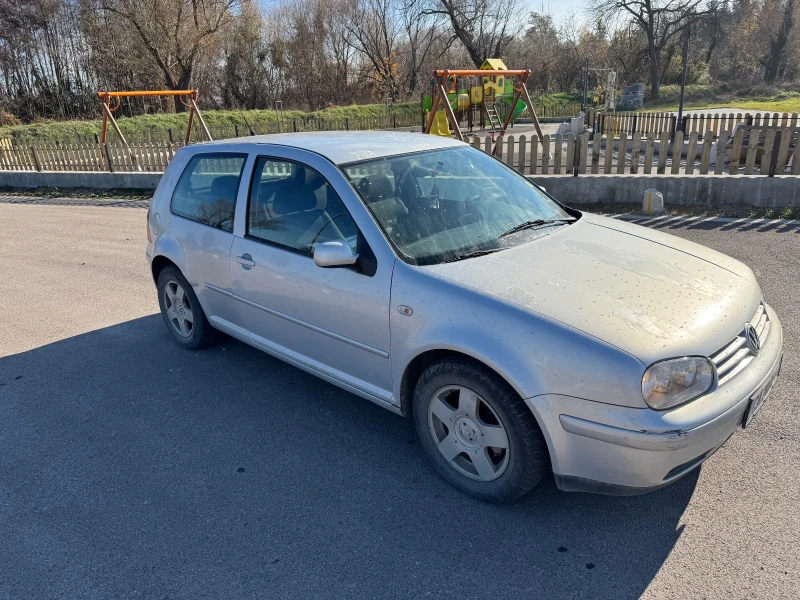 VW Golf, снимка 2 - Автомобили и джипове - 48025291