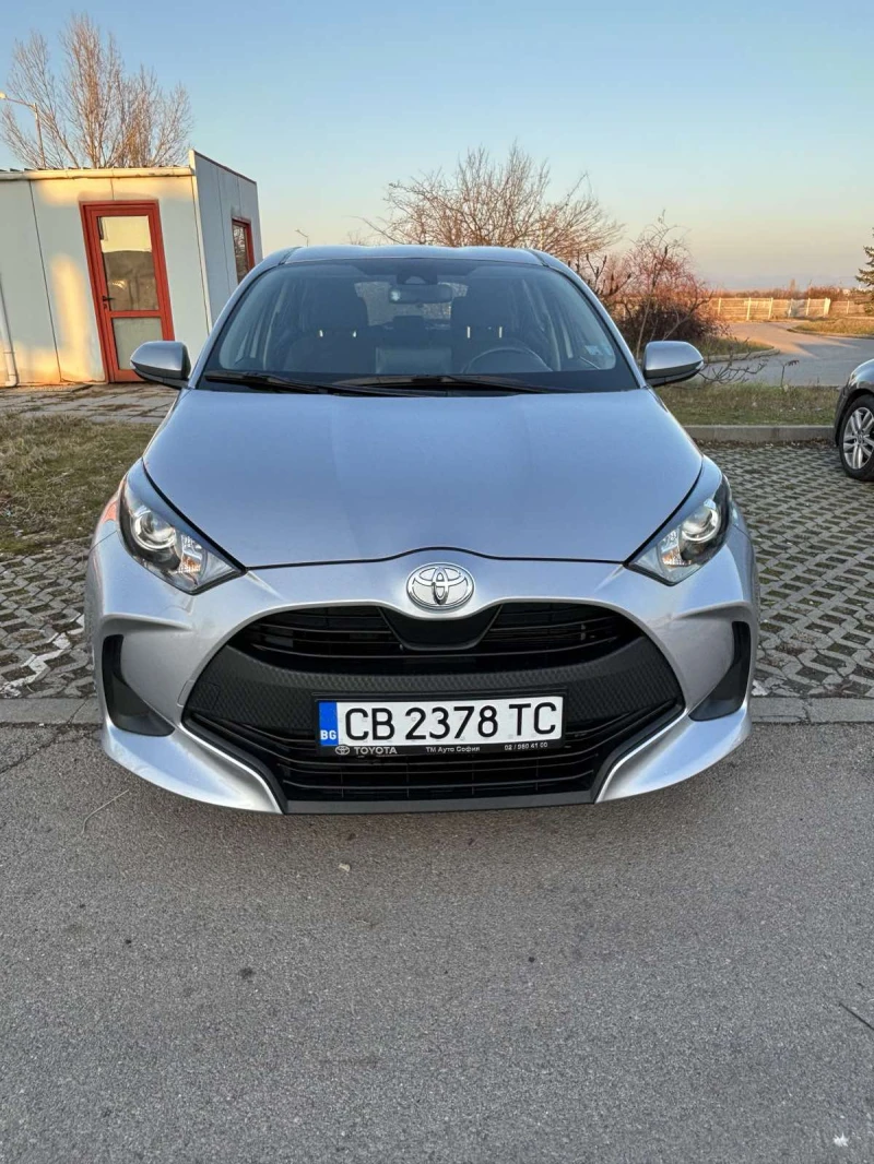 Toyota Yaris 1.5 Fancy , снимка 2 - Автомобили и джипове - 48349542