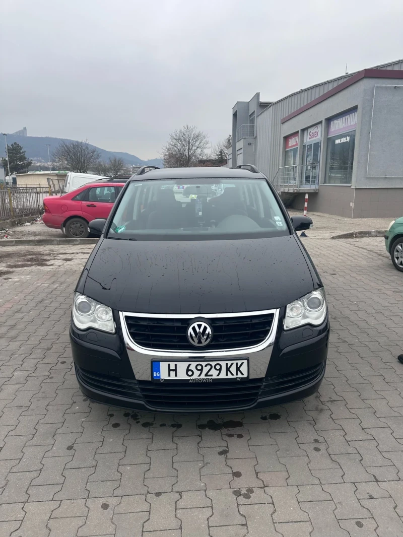 VW Touran, снимка 2 - Автомобили и джипове - 49332962