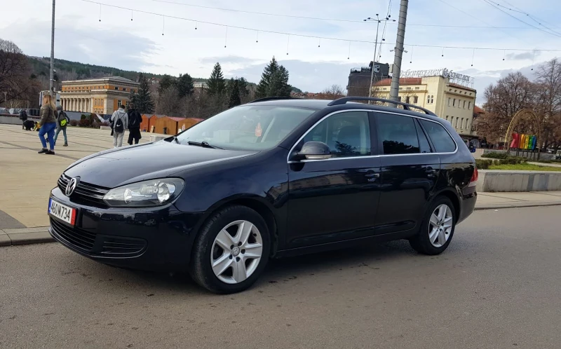 VW Golf, снимка 3 - Автомобили и джипове - 49380555