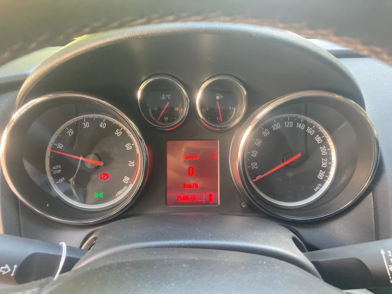 Opel Astra 1.4i, снимка 9 - Автомобили и джипове - 52892078