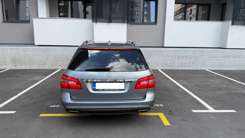 Mercedes-Benz E 350, снимка 5 - Автомобили и джипове - 52038888