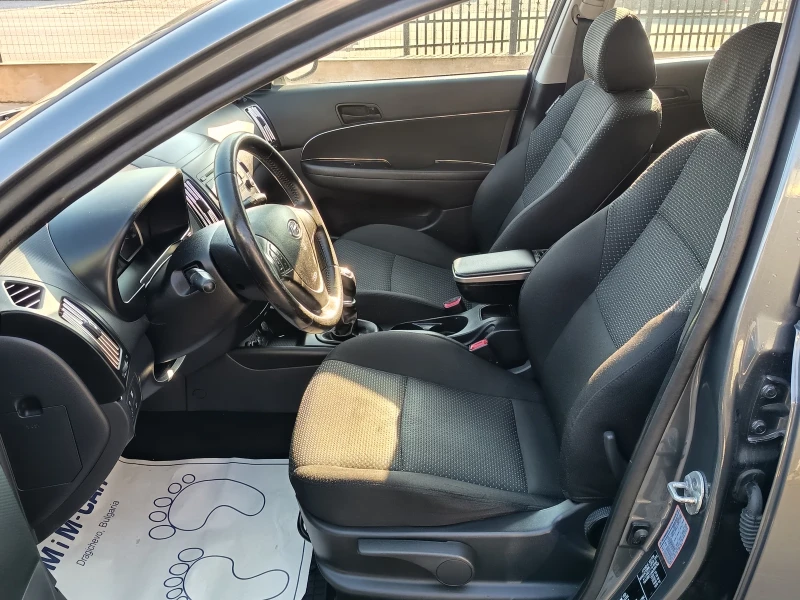 Hyundai I30 1.6crdi, снимка 8 - Автомобили и джипове - 52067189