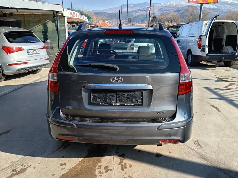Hyundai I30 1.6crdi, снимка 5 - Автомобили и джипове - 52067189