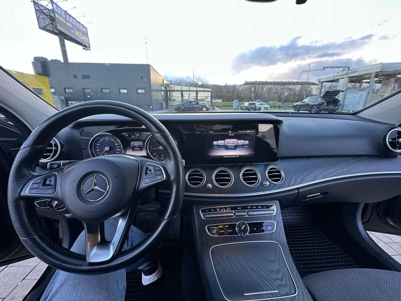 Mercedes-Benz E 200 d, снимка 14 - Автомобили и джипове - 52568242
