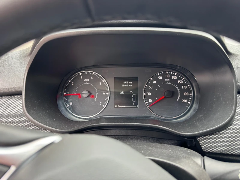 Dacia Sandero 1000, снимка 9 - Автомобили и джипове - 52678690